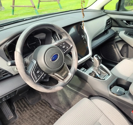Subaru Outback cena 141500 przebieg: 71000, rok produkcji 2021 z Radom małe 529